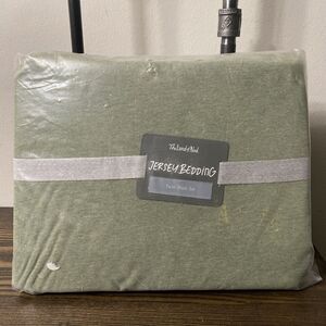 Crate & Barrel Land of Nod Green Heathered Twin Jersey Sheet Set 100% Cotton NEW